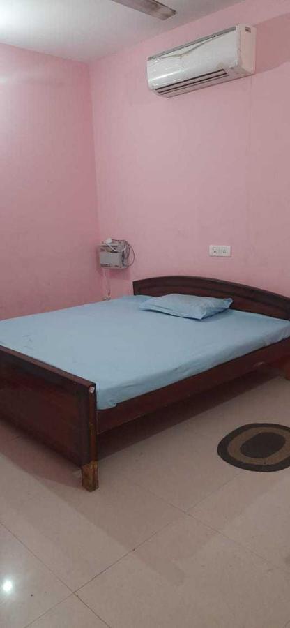 Oyo Hotel Ss Grand Lucknow Bagian luar foto